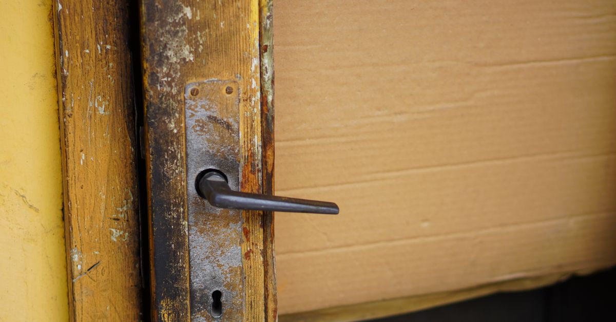 Mortise Lock vs. Door Knob Lock: What's on Clark's Older Homes — Central Ave Locksmith