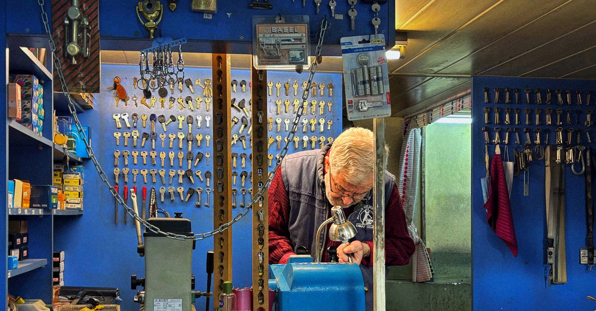 Questions to Ask Before You Book a Locksmith in Clark — Central Ave Locksmith